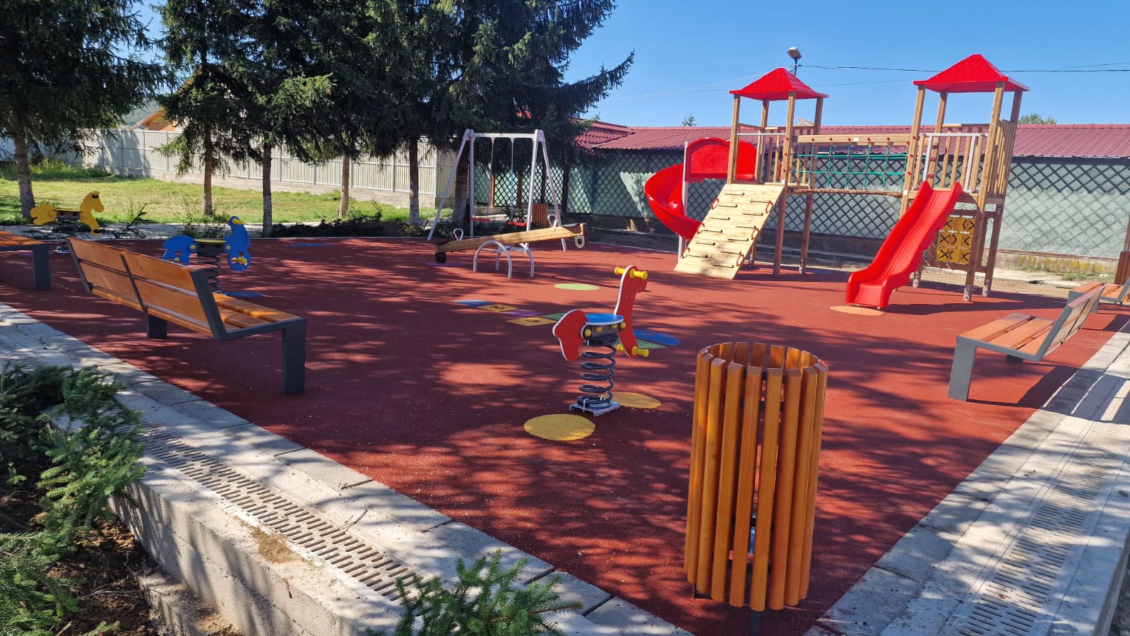 Loc de joacă Domnești - Proiect DGG Pitești